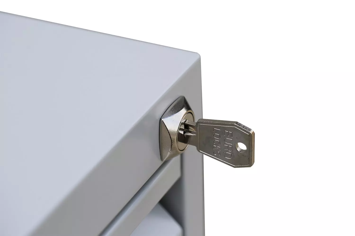 Lullmann Hängeregistratur-Schrank Für DIN A4 Hängemappen 132x40x62cm Mit 4 Schüben Einbahnig Lichtgrau 8 Lullmann Hängeregistratur-Schrank Für DIN A4 Hängemappen 132x40x62cm Mit 4 Schüben Einbahnig Lichtgrau – Bild 6