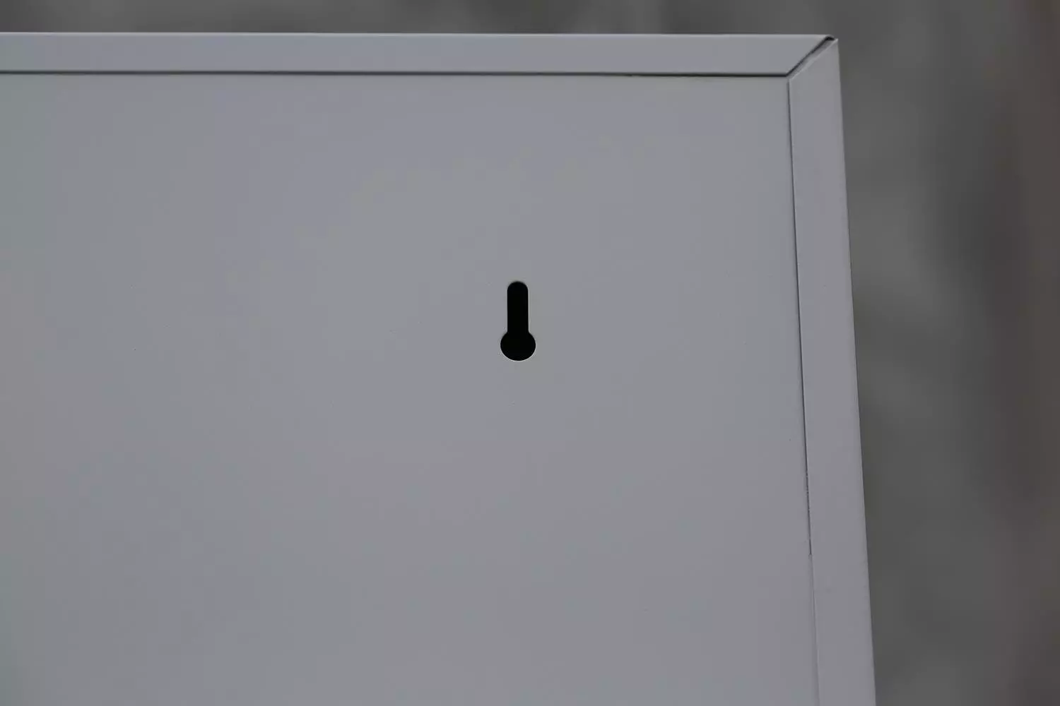 Lullmann Spind Mehrzweckschrank Kleiderschrank Mit Flügeltüren 1950 X 925 X 422 Mm Lichtgrau/anthrazit 9 Lullmann Spind Mehrzweckschrank Kleiderschrank Mit Flügeltüren 1950 X 925 X 422 Mm Lichtgrau/anthrazit – Bild 7